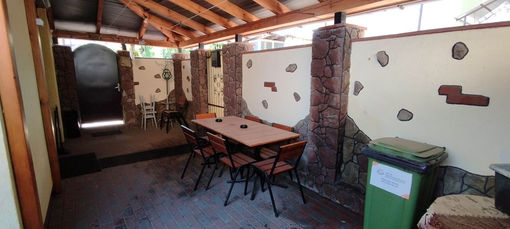 Частина особняка подобово у Львові.