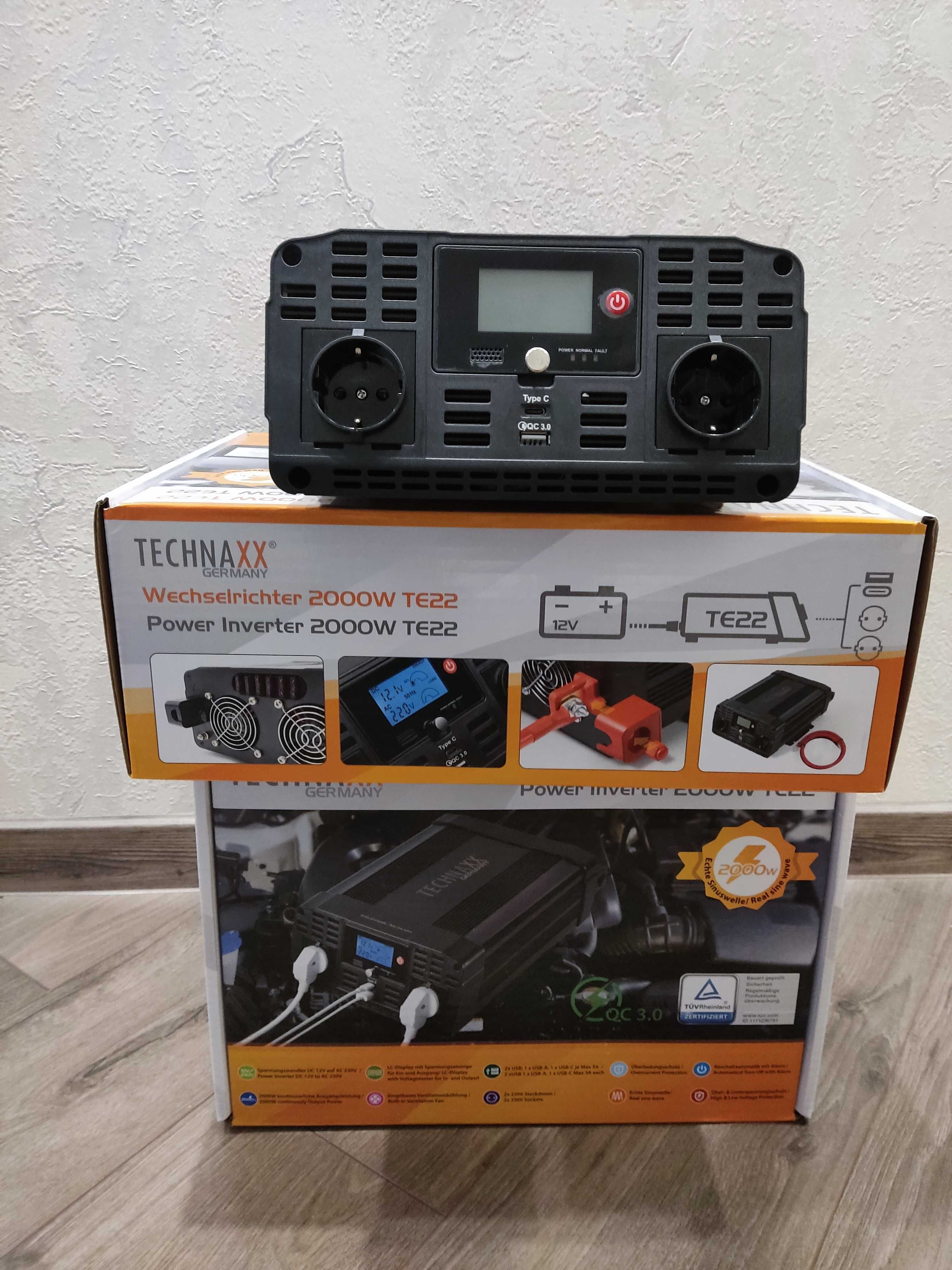 Інвертор, чистий сінус 12в Technaxx TE22 12V/DC- 220V/AC Німеччина 4кв