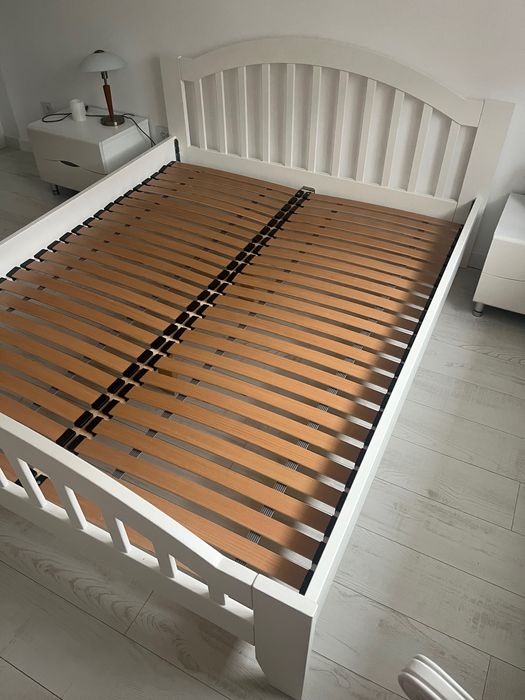 Двоспальне ліжко