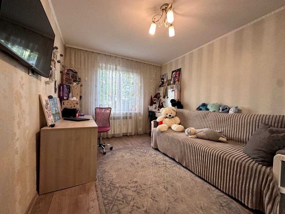 Продаётся уютная  3-комнатная квартира на Красном Камне Коробова 20
