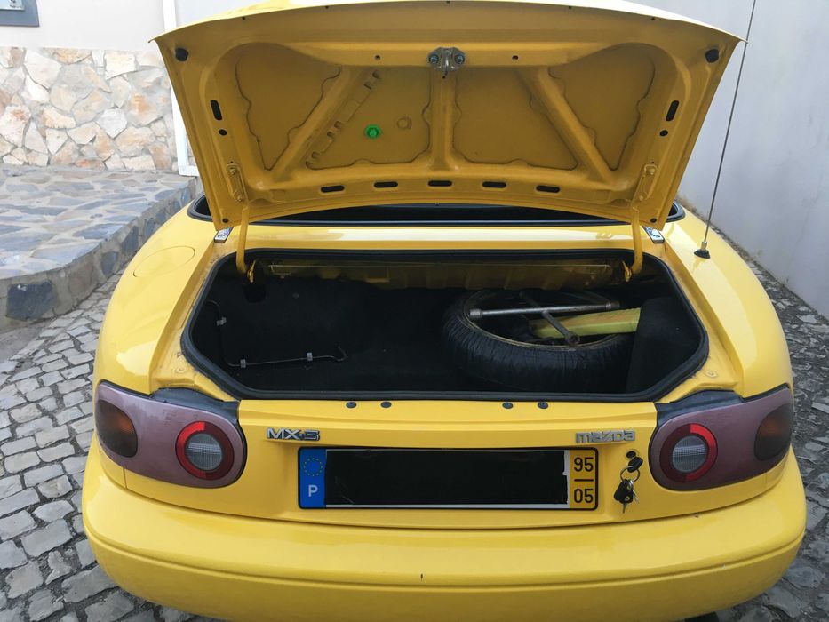 Descapotável Mazda
