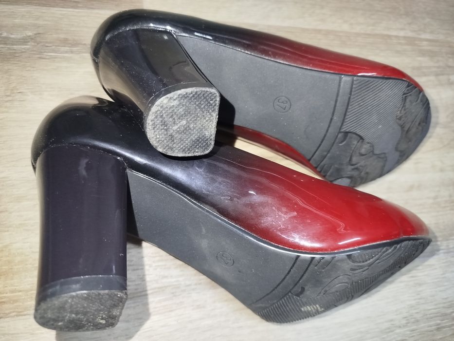 Продам, бажано комплектом