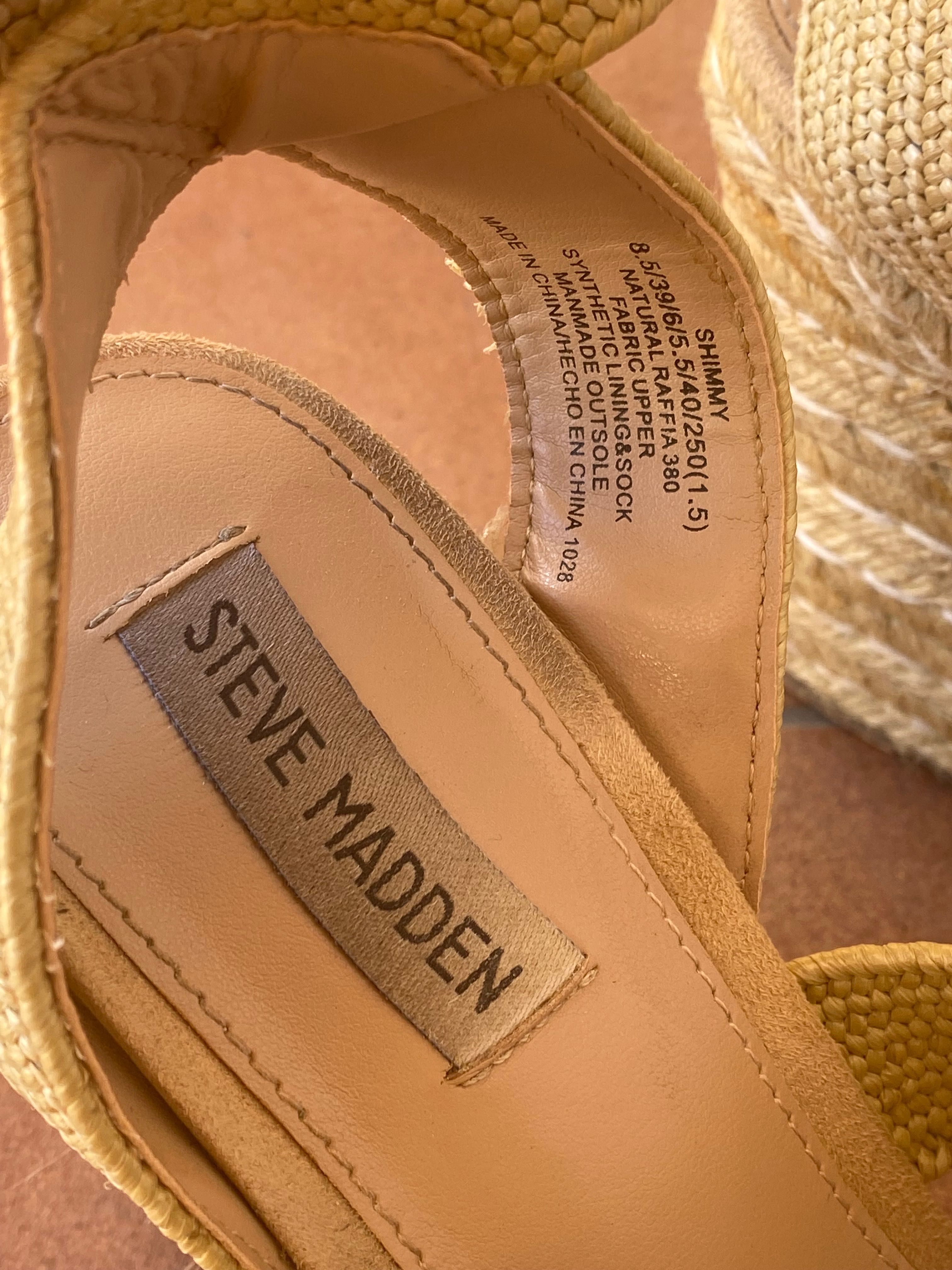 Sandálias marca Steve Madden em muito bom estado