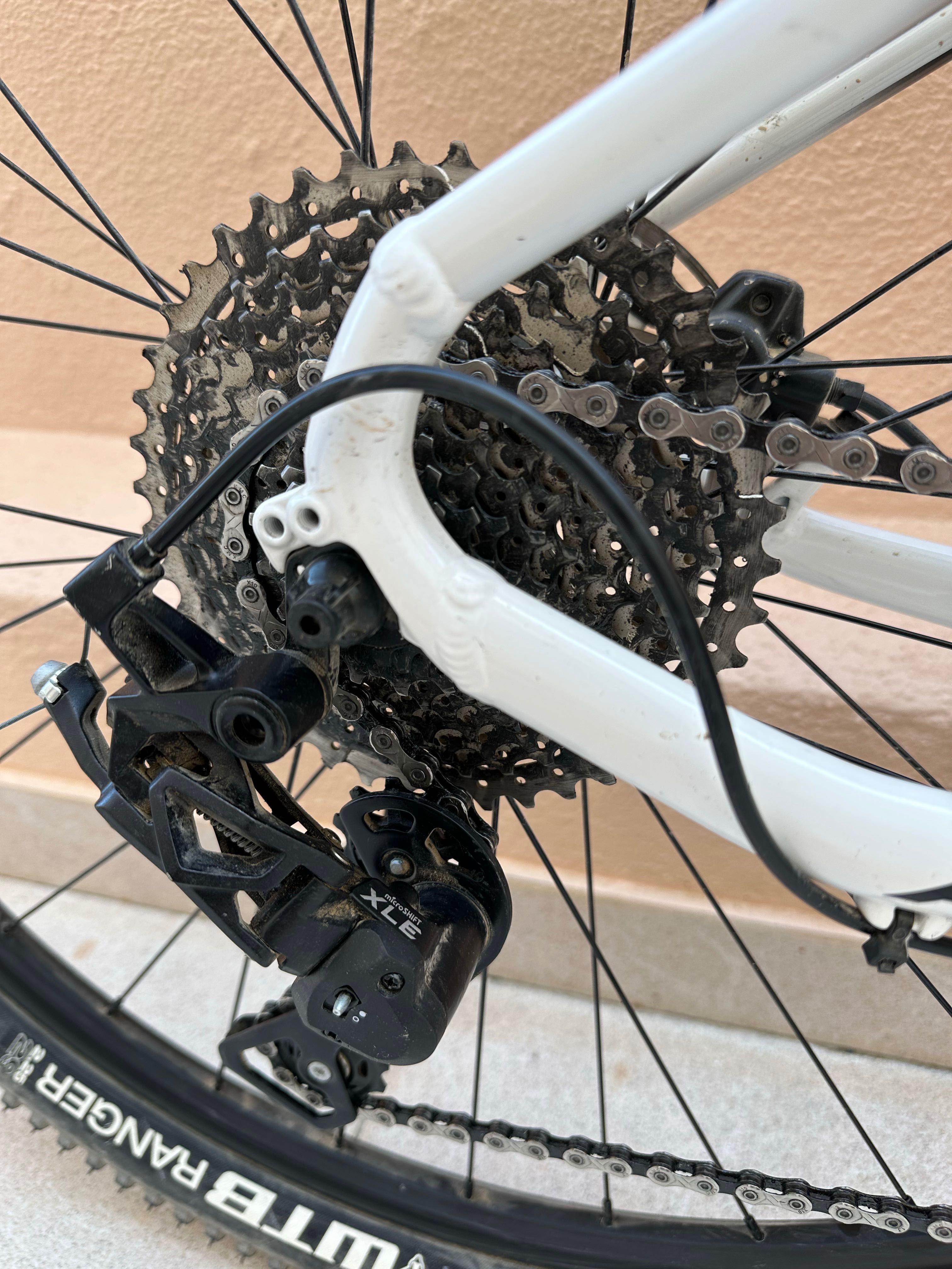 Bicicleta GT Avalanche Comp 29 L
