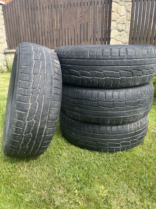 Шини Nokian 225/65 R17