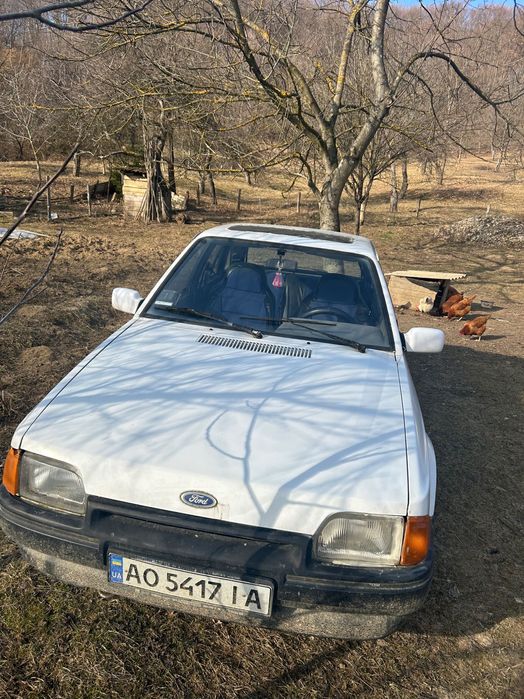 Продам або обміняю Форд ескорт