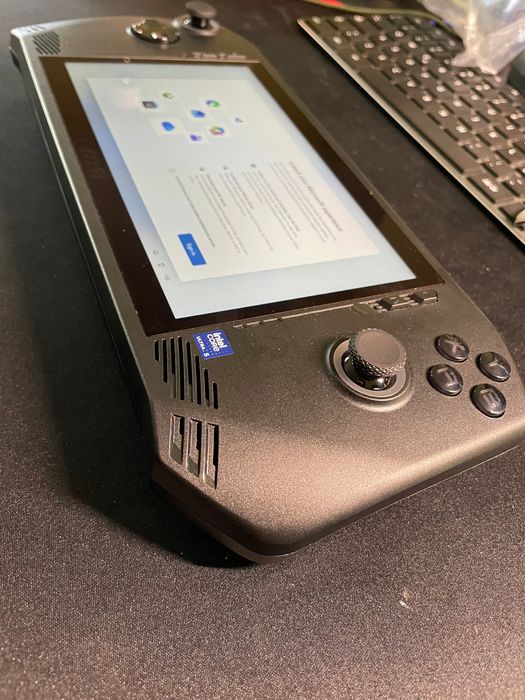 Msi Claw A1M-042FR konsola przenośna 512 Gb czarny