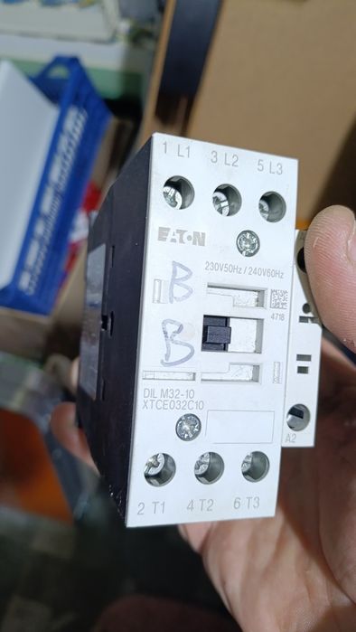 Контактор DILM32-10, Eaton