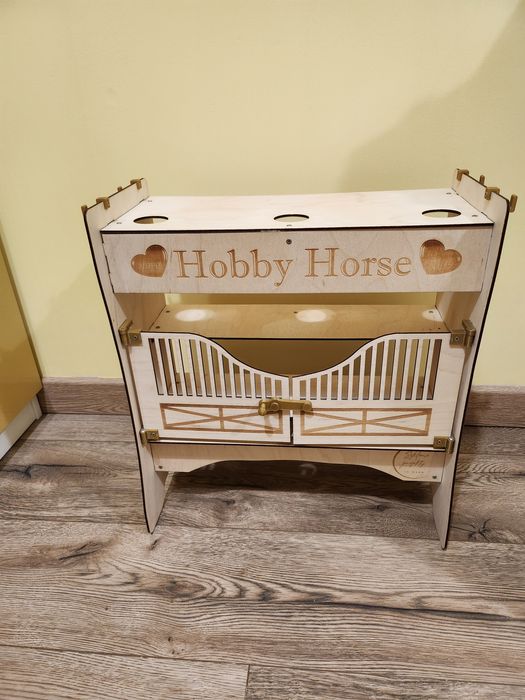 2 konie Hobby horse i stajnia