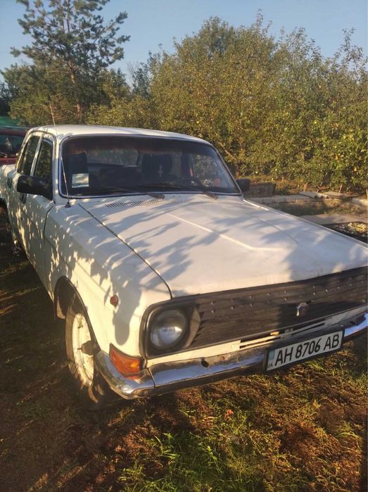 Продам авто б/у Волга 2410 (не на ходу)