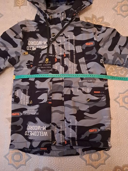 Дитяча куртка демісезон для хлопця,ріст 146см