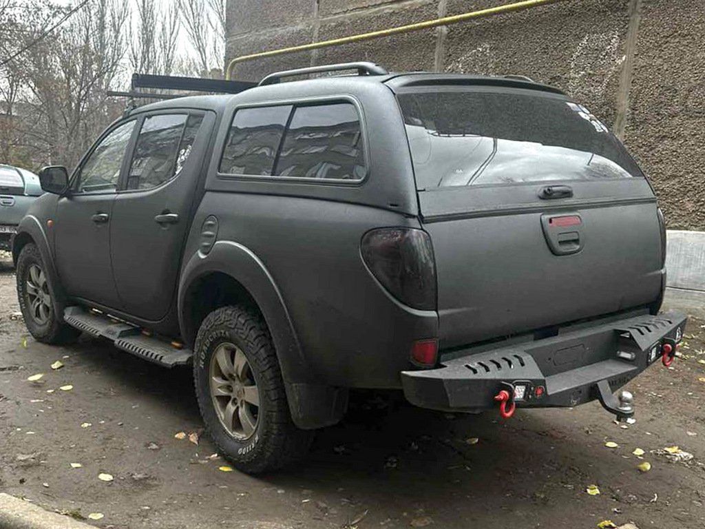 Mitsubishi L200 2006-2015 рр. Посилений задній бампер Dakar V1