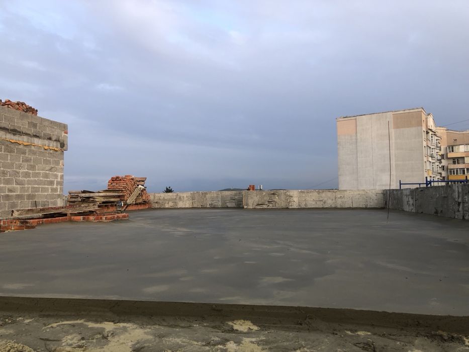 Стяжка напів суха та промислова