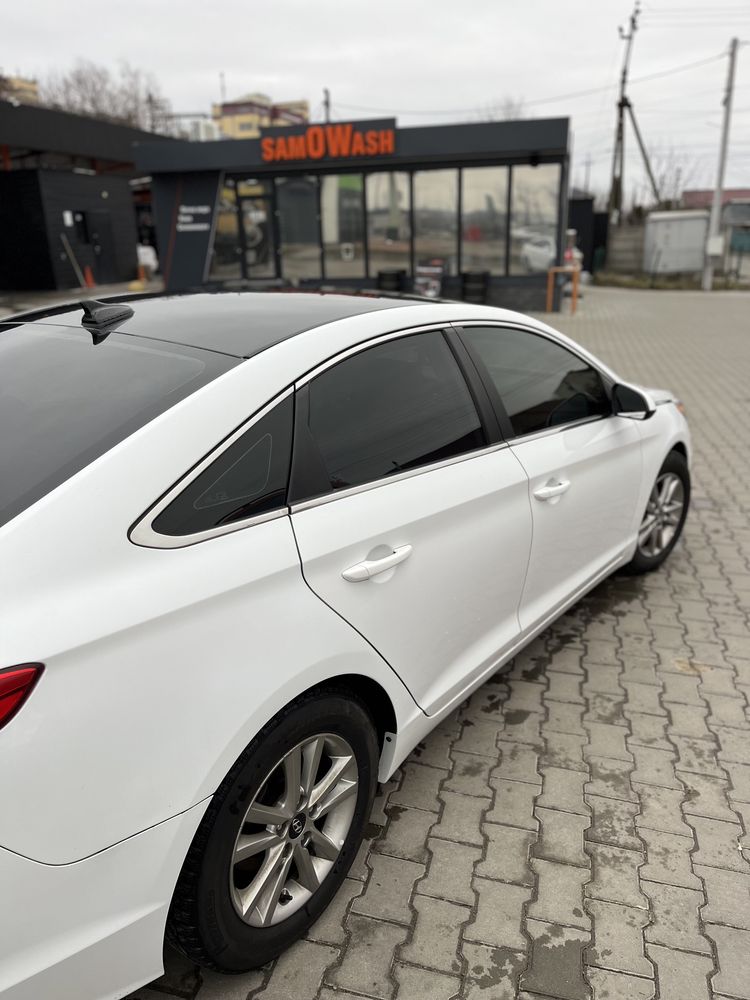 Продам HYUNDAI Sonata 2.4