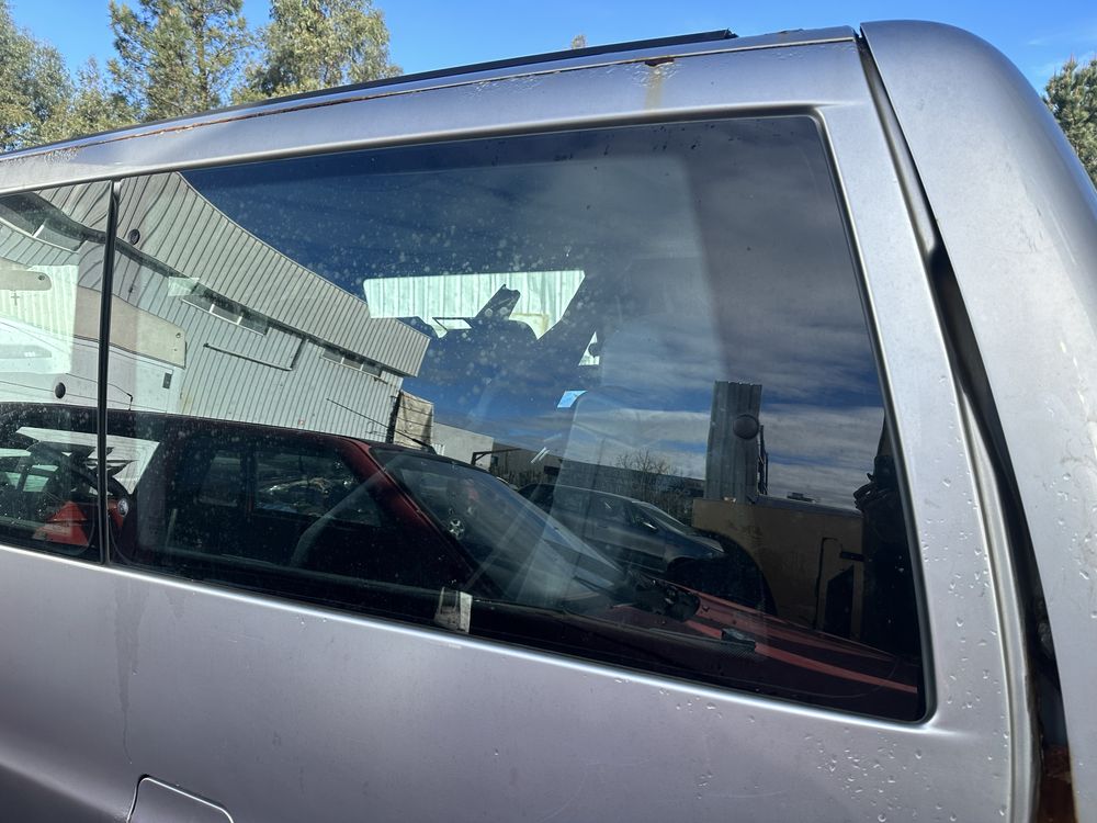 Vidro painel traseiro esquerdo mercedes vito 112 cdi original
