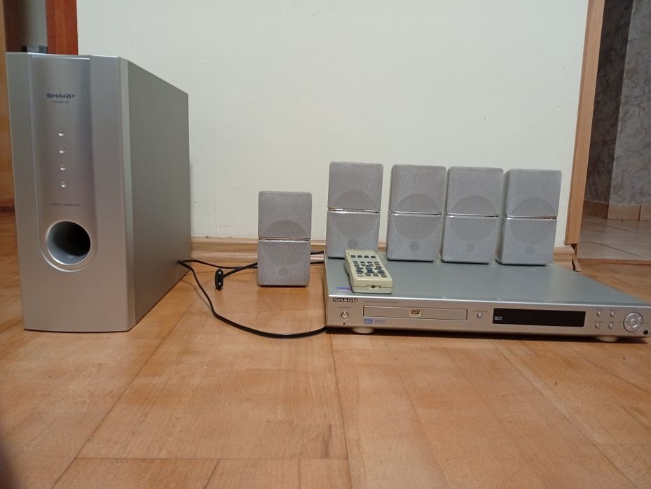 Kino domowe SHARP