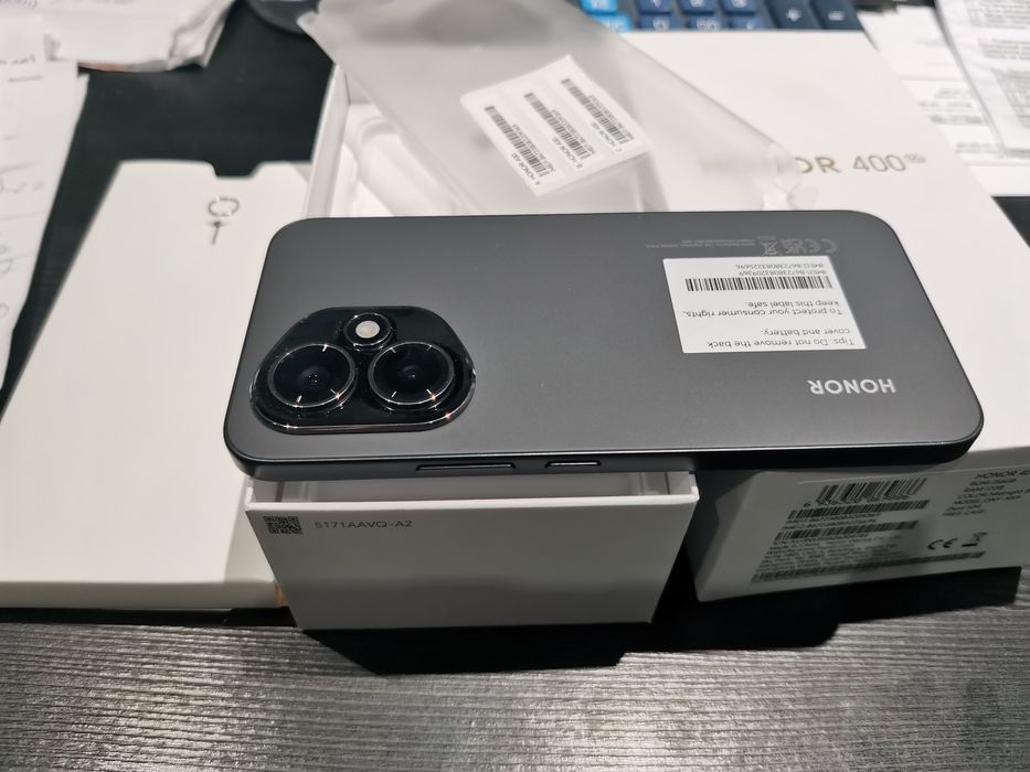 Honor 400 5G 12/256Gb Global Батарея 6000 зарядка 100 Вт камера