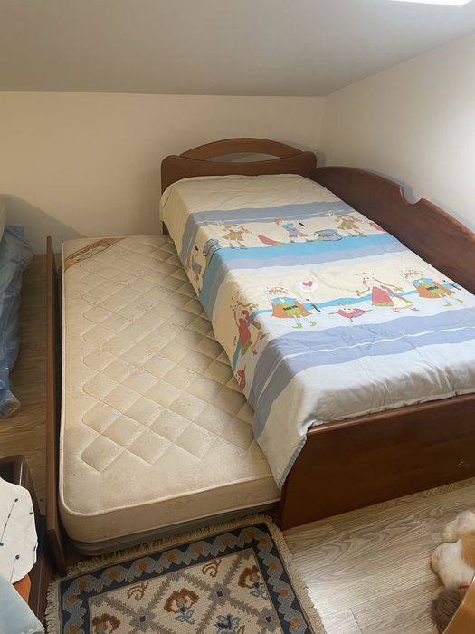 Movél c/roupeiro e secretária + Cama solteiro dupla