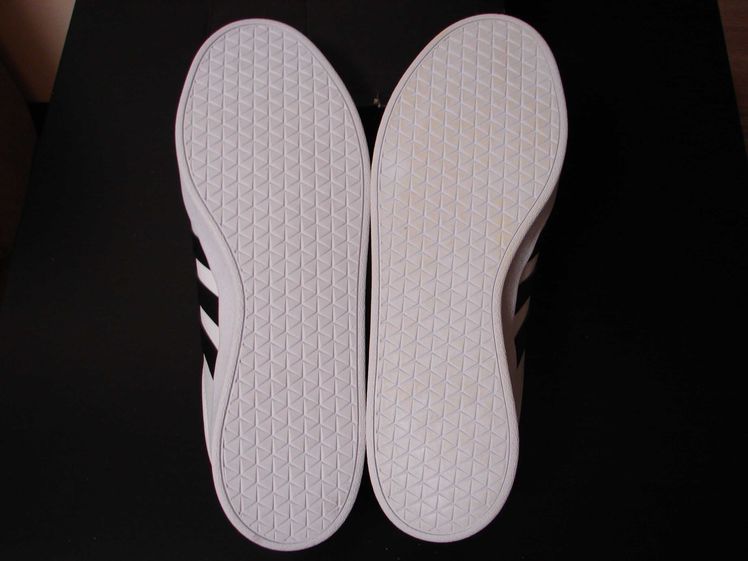 Шкіряні чоловічі кросівки Adidas, Size 10
