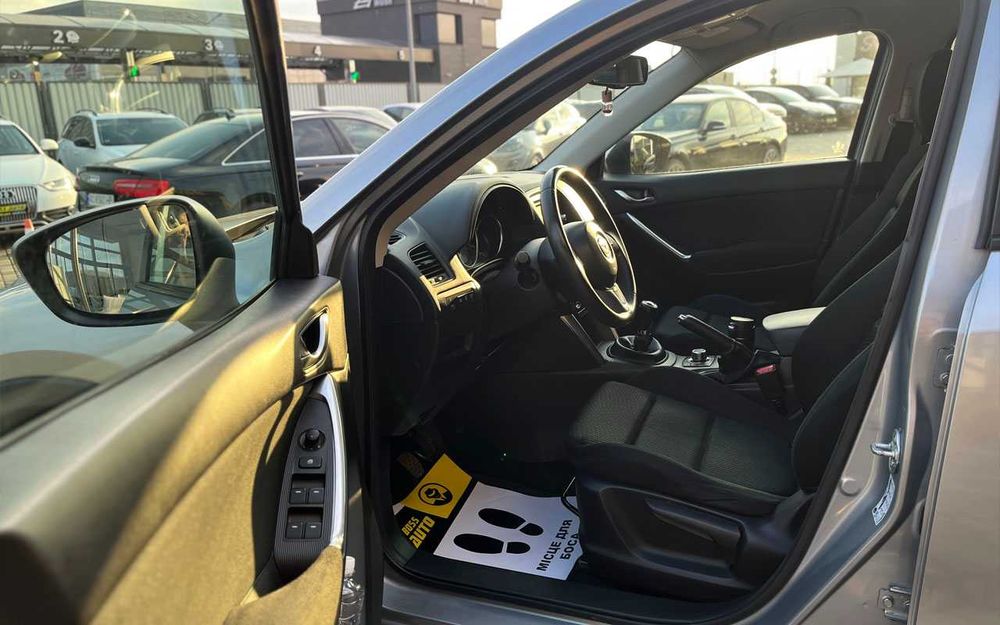 Mazda CX-5 2012 року