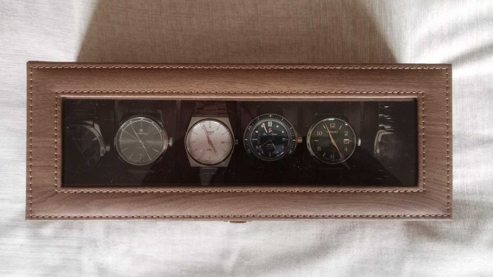 Szkatułka na zegarki brązowa 6 przegródek  NOWA