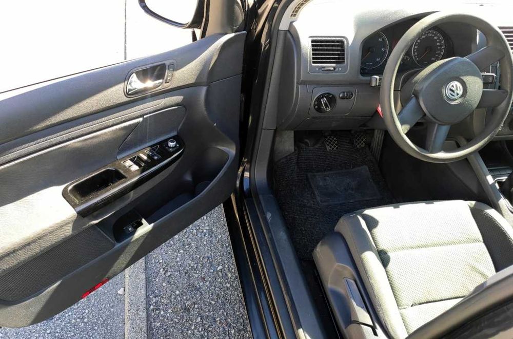 Volkswagen Golf 5 2.0TDI 6 velocidades