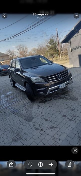 Автомобіль ML350