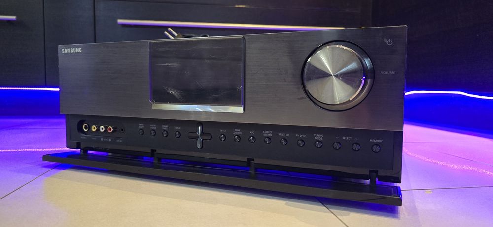 Amplituner samsung HW-C700