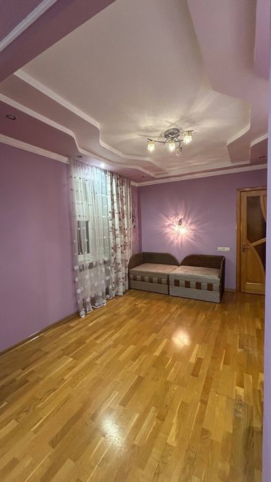 Здається 2-кімнатна квартира по вул. Миру / Будівельників