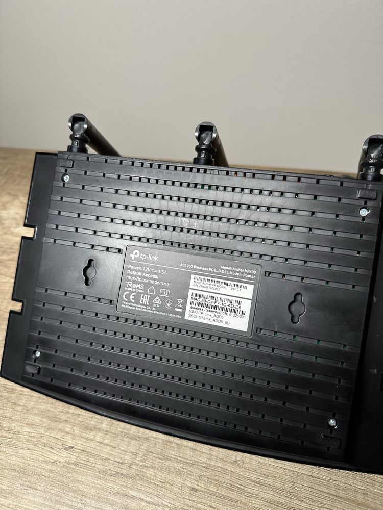 Router TP-Link Archer AC1200 (Archer VR400)