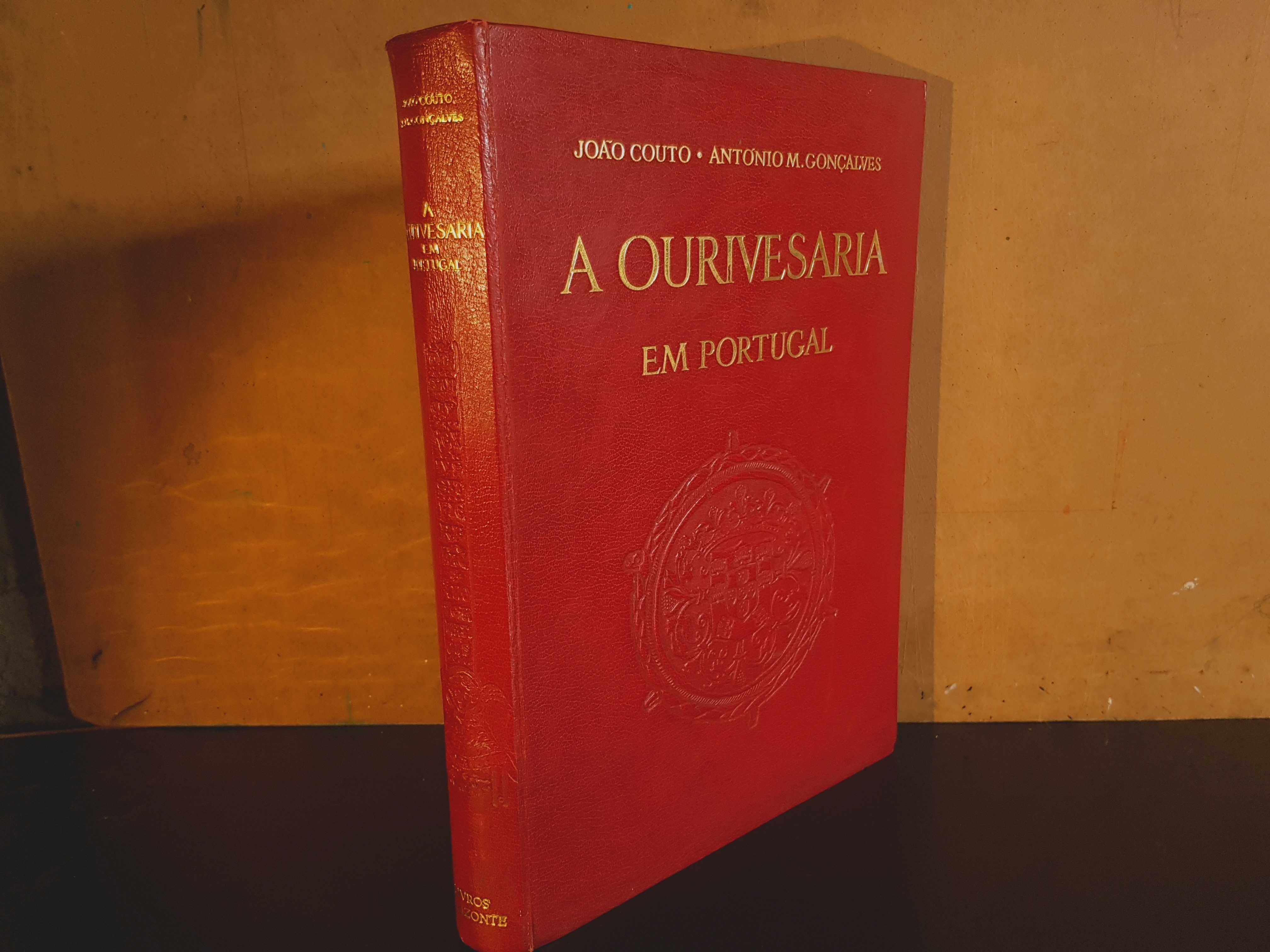 A Ourivesaria em Portugal - João Couto / António M. Gonçalves