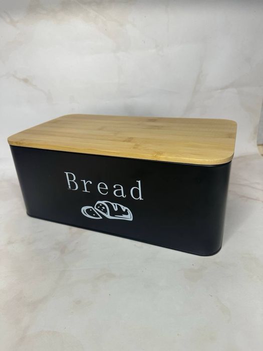 Хлібниця. Металева хлібниця.