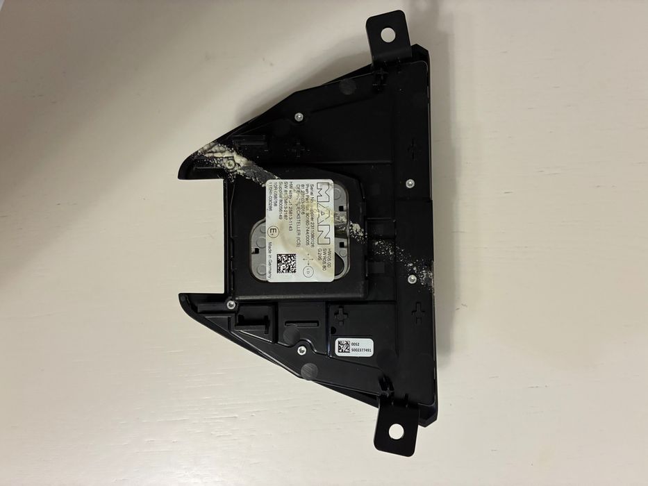 Мультимедійна панель /
контролер MAN TGX