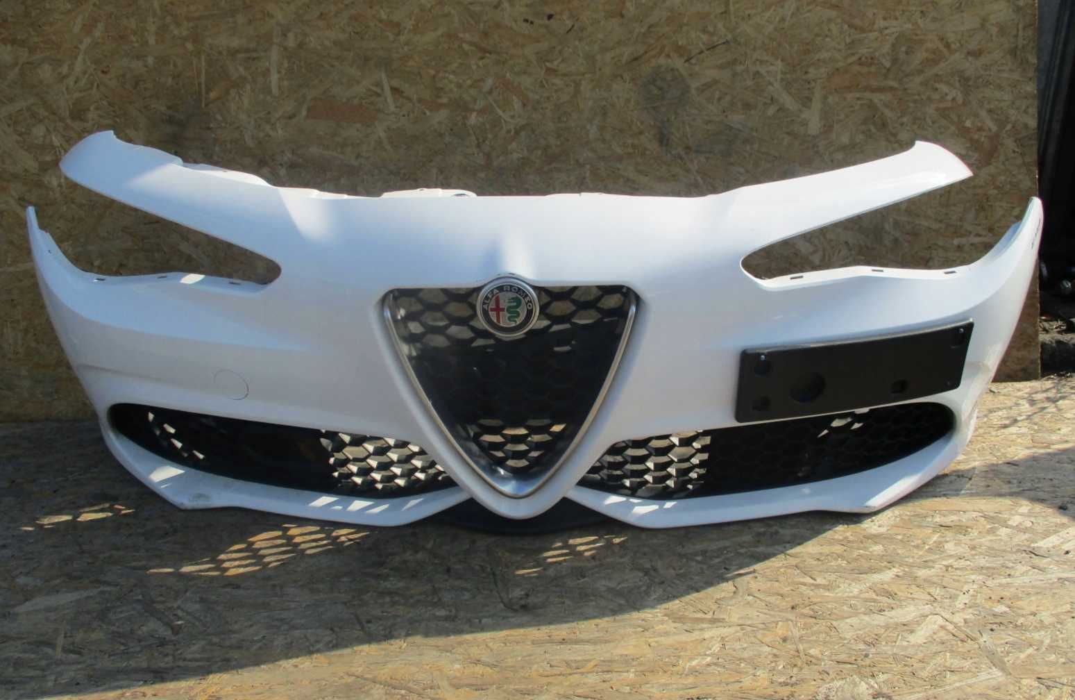 Alfa Romeo Giulia разборка бампер запчасти Альфа Джулия