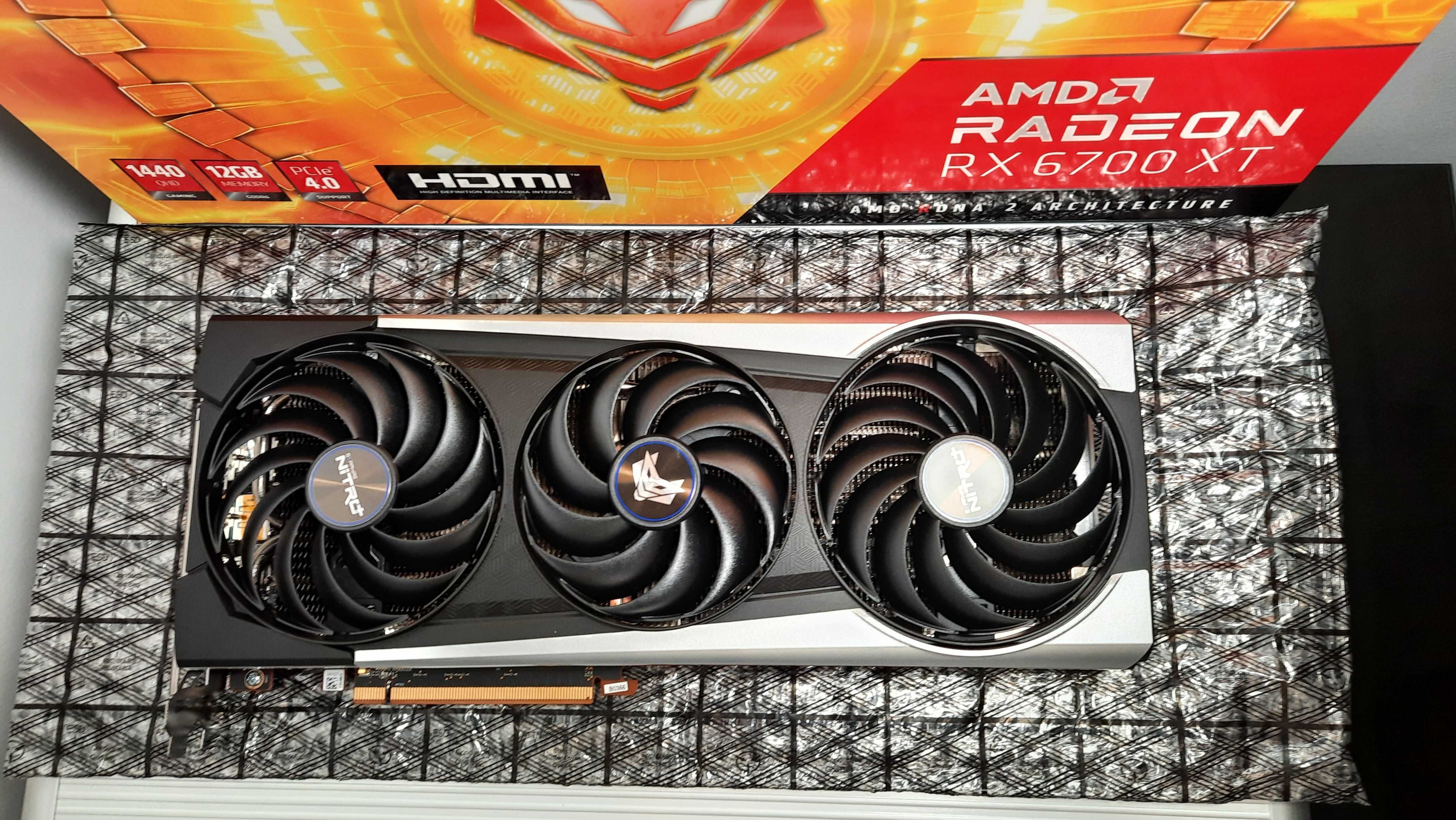 Placa Gráfica Sapphire Nitro+ Radeon RX 6700 XT 12GB