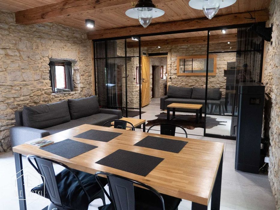 Wynajem długoterminowy domów w Hucie Lubyckiej i Siedliskach