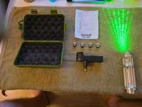 Wskaźnik laserowy, zielony laser, topowy model, akumulator, ładowarka