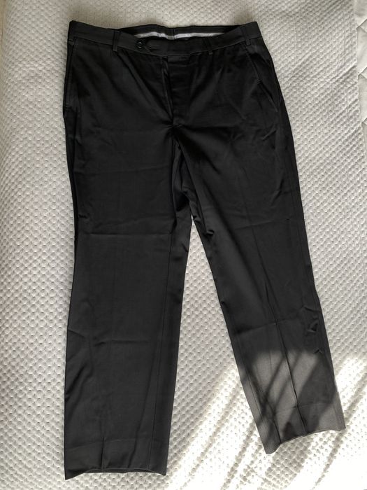 Піджак Hugo Boss, брюки Armani