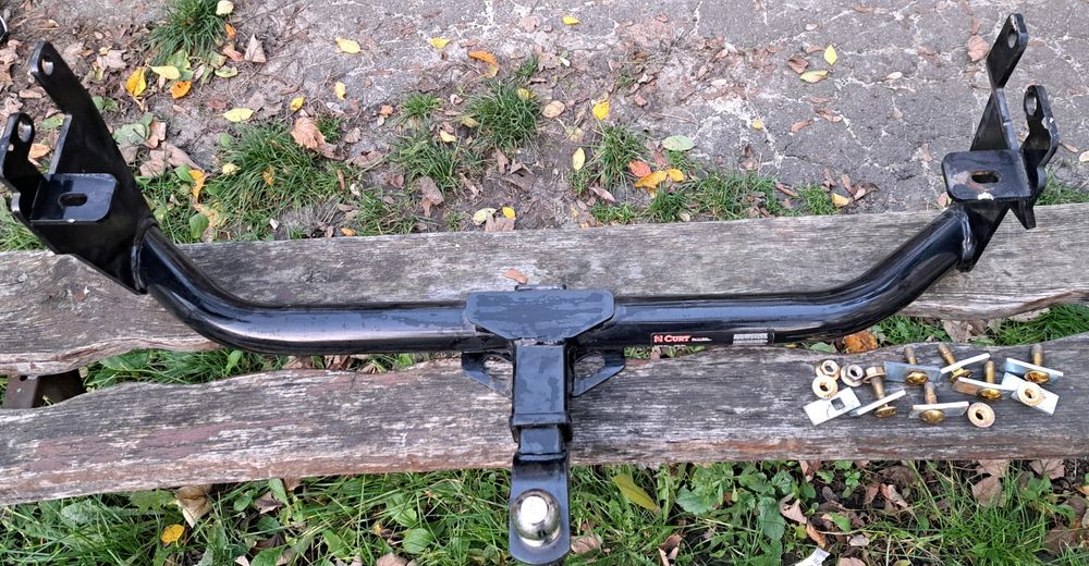 Фаркоп  CURT ( CША) 3500 lbs для Jeep Renegade- повний комплект