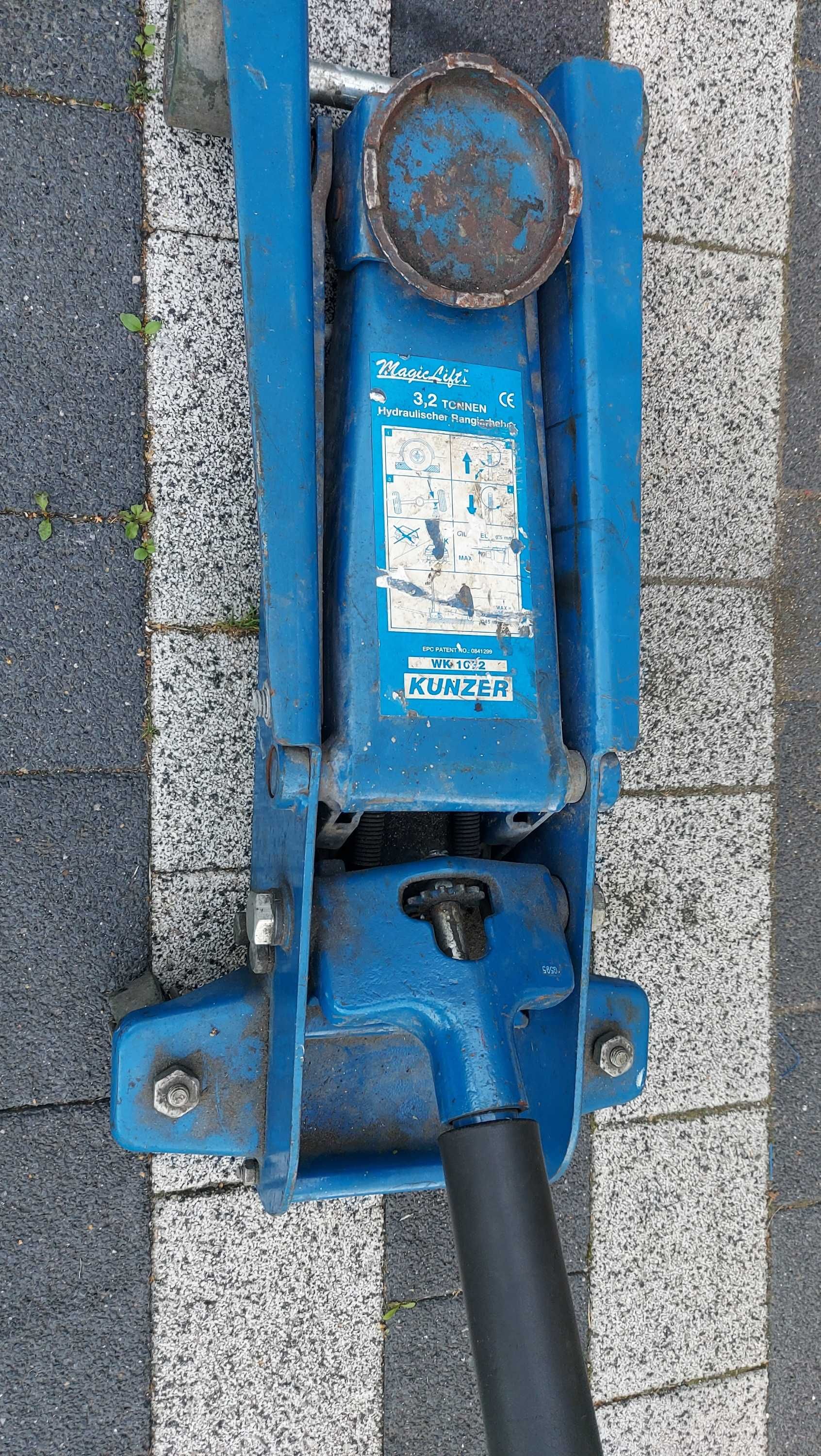Podnośnik warsztatowy żaba KUNZER WK 1032 3,2T