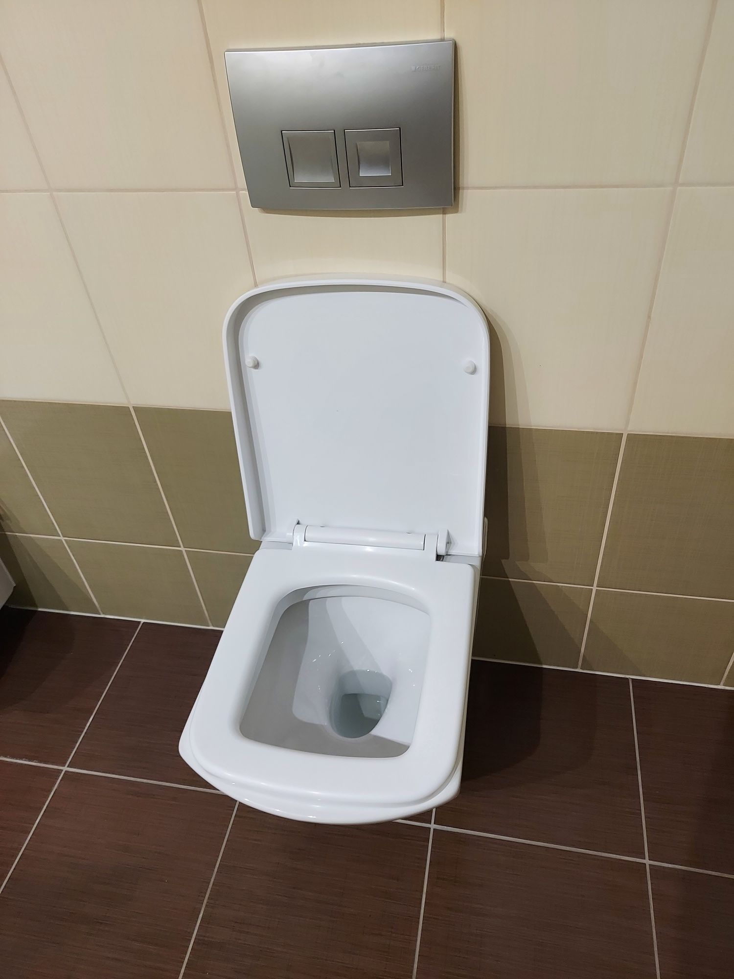 Miska WC i bidet Roca + deski gratis