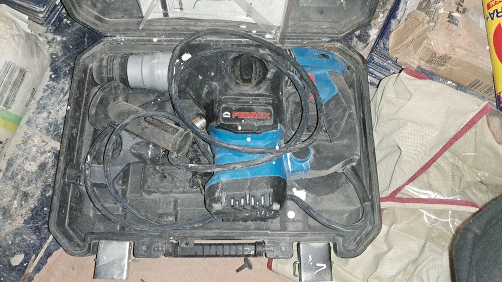 Martelo perfurador FERREX