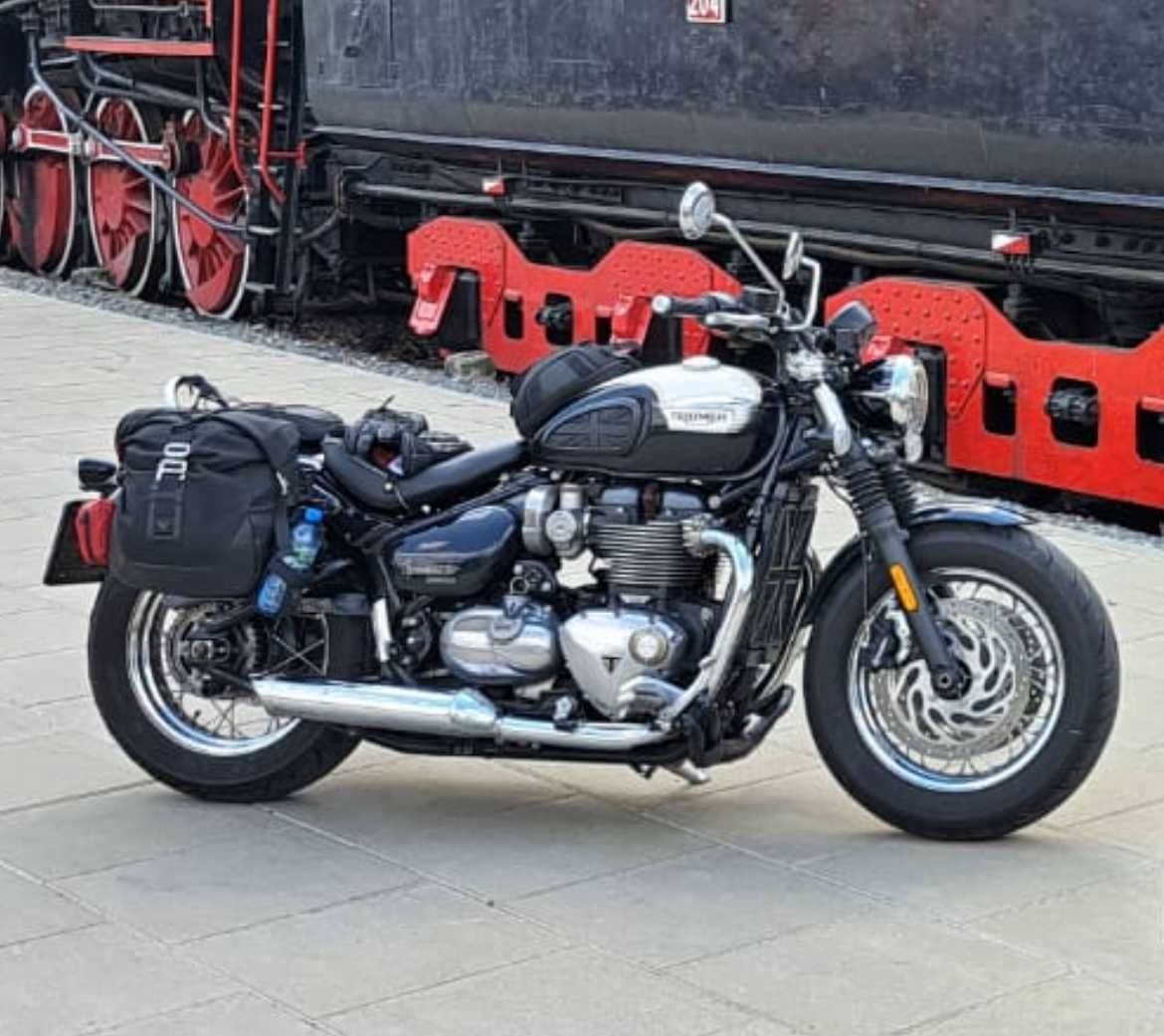 Triumph SPEEDMASTER ! Doinwestowany, niski przebieg.