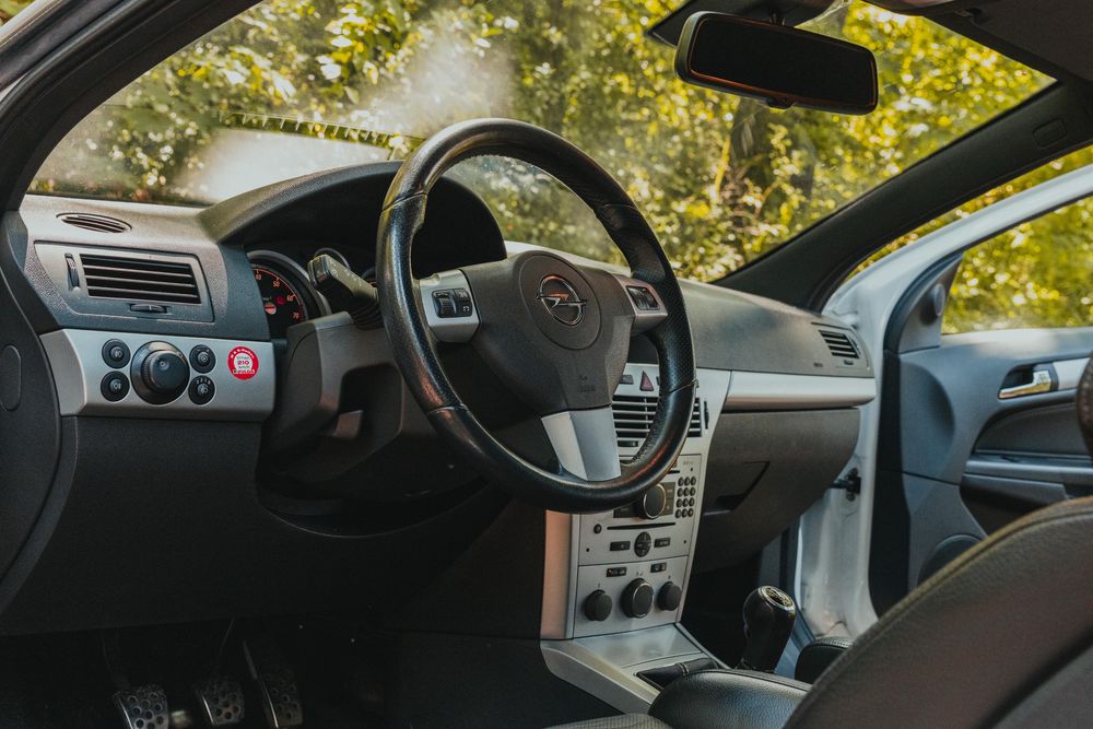 Opel Astra H OPC Line 2.0 Turbo