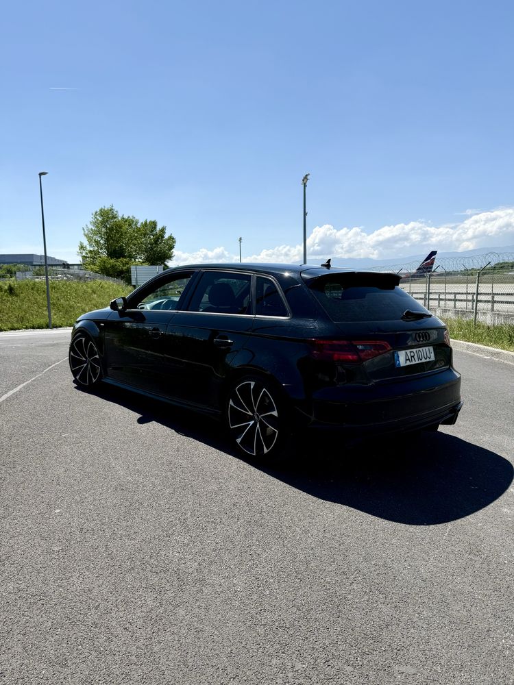 Audi A3 Sportback 2.0TDI ( Look RS3 )