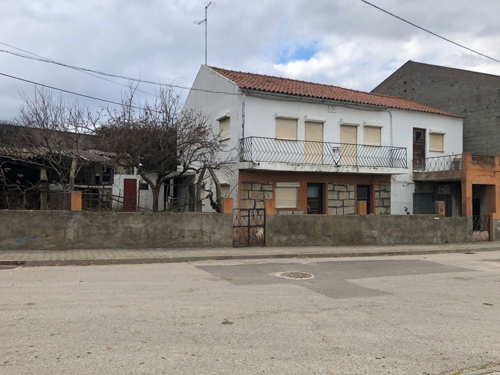 Moradia em Vermiosa
