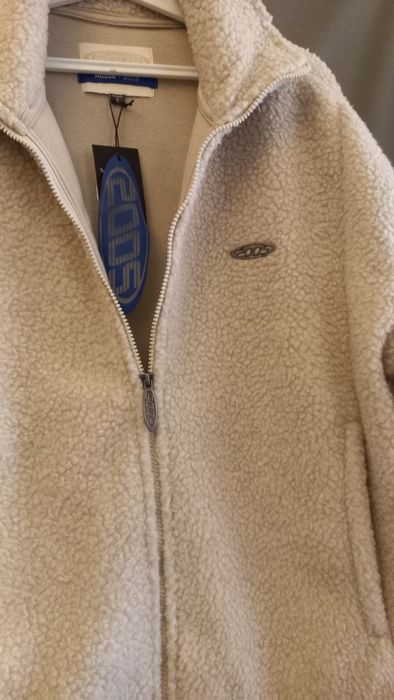 Толстовка,новая.Размер S