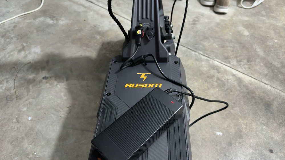 Trotinete Elétrica Ausom DT2 Pro - 75 km/h - Como Nova, Apenas 10 km!