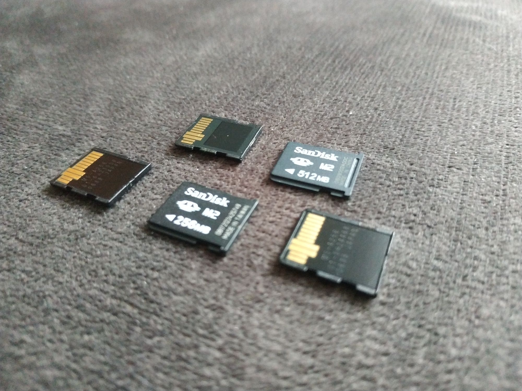 Karta pamięci 256 512 M2 SD microSD SD