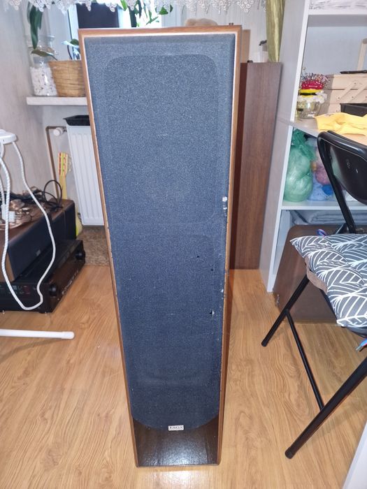 Zestaw kolumn Taga Harmony TAV-606 v.3 Orzech + Amplitumer Pioneer VSX